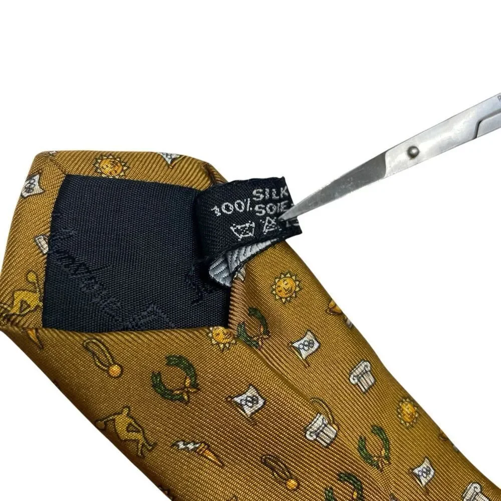 Salvatore Ferragamo Tie Mens Gold 100% Silk Made in Italy Novelty